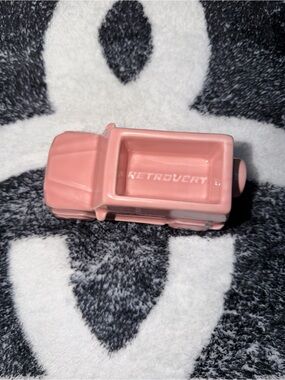 Retrovert Pink G Wagon Ashtray